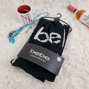 BEBE ONE SIZE Black Ladies 2 pieces set Scarf Bennie  Cute